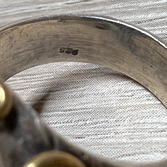 Vintage Heavy Sterling Silver & Gold Accented Amethyst Cabochon Ring, Size 7 - Picture 5 of 9